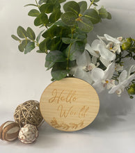 Load image into Gallery viewer, Single Announcement Disc - Hello World (Wreath)
