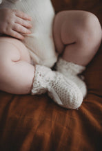 Load image into Gallery viewer, Ivory Merino Wool Bonnet &amp; Booties