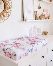 Load image into Gallery viewer, Lilac Skies- Fitted Bassinet Sheet/ Change Pad Cover