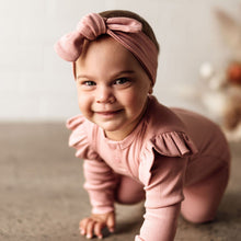 Load image into Gallery viewer, Rose Ribbed Topknot
