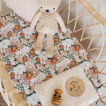 Load image into Gallery viewer, Florence- Fitted Bassinet Sheet/ Change Pad Cover