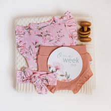 Load image into Gallery viewer, Pink Wattle Short Sleeve Bodysuit- Organic Baby Clothing